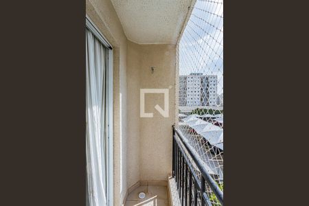 Varanda sala de apartamento para alugar com 2 quartos, 48m² em Loteamento City Jaragua, São Paulo