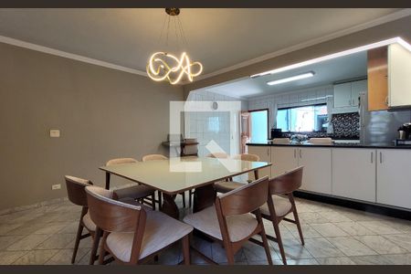 Casa à venda com 366m², 3 quartos e 4 vagasCopa