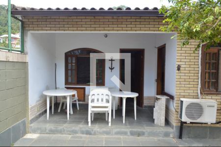 Casa de condomínio para alugar com 690m², 5 quartos e 4 vagasVaranda da Edicula