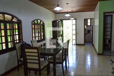 Sala de casa de condomínio para alugar com 5 quartos, 690m² em Anil, Rio de Janeiro