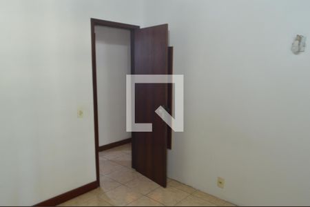 Casa de condomínio para alugar com 690m², 5 quartos e 4 vagasQuarto 2