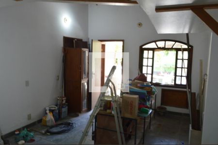 Casa de condomínio para alugar com 690m², 5 quartos e 4 vagasÁrea de Serviço 2