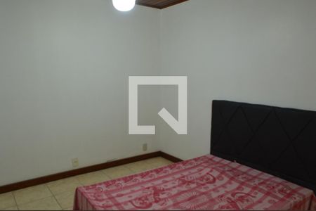 Casa de condomínio para alugar com 690m², 5 quartos e 4 vagasSuíte