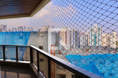 Apartamento para alugar com 134m², 3 quartos e 2 vagas Apartamento para alugar com 134m², 3 quartos e 2 vagasSacada