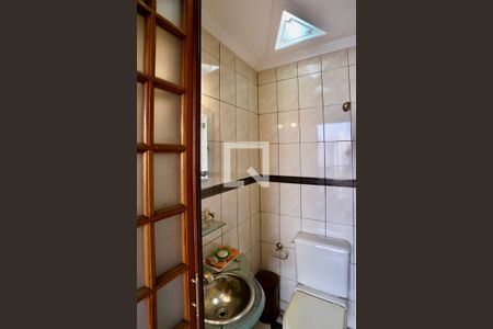 Apartamento para alugar com 134m², 3 quartos e 2 vagas Apartamento para alugar com 134m², 3 quartos e 2 vagasLavabo