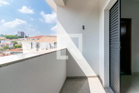 Casa à venda com 455m², 4 quartos e 6 vagas Casa à venda com 455m², 4 quartos e 6 vagasVaranda da Suíte 2