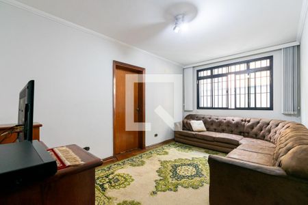 Casa à venda com 455m², 4 quartos e 6 vagas Casa à venda com 455m², 4 quartos e 6 vagasSala de TV