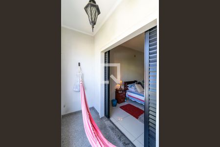 Casa à venda com 455m², 4 quartos e 6 vagas Casa à venda com 455m², 4 quartos e 6 vagasVaranda do Quarto 3