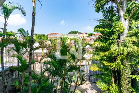 Casa à venda com 455m², 4 quartos e 6 vagas Casa à venda com 455m², 4 quartos e 6 vagasVista Varanda da Suíte 3