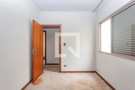 Casa à venda com 361m², 4 quartos e 5 vagasQuarto 