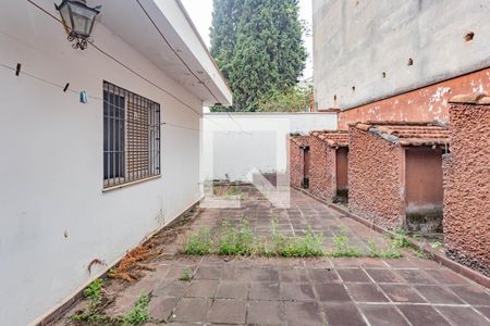 Casa à venda com 361m², 4 quartos e 5 vagasQuintal