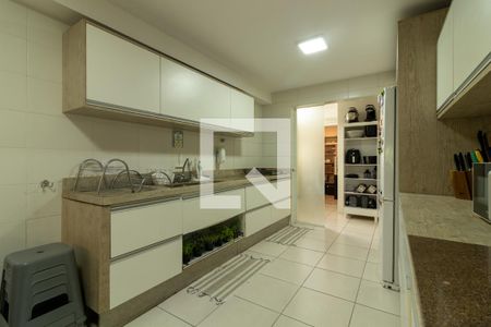 Apartamento à venda com 182m², 4 quartos e 3 vagas Apartamento à venda com 182m², 4 quartos e 3 vagasCozinha