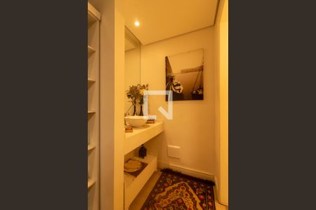 Apartamento à venda com 182m², 4 quartos e 3 vagas Apartamento à venda com 182m², 4 quartos e 3 vagasLavabo