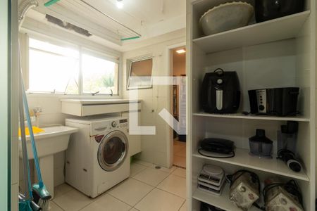Apartamento à venda com 182m², 4 quartos e 3 vagas Apartamento à venda com 182m², 4 quartos e 3 vagasÁrea de Serviço
