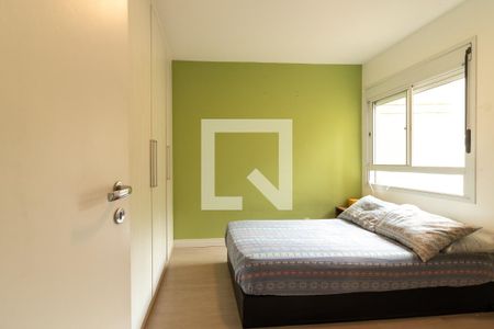 Apartamento à venda com 182m², 4 quartos e 3 vagas Apartamento à venda com 182m², 4 quartos e 3 vagasQuarto Suíte 2