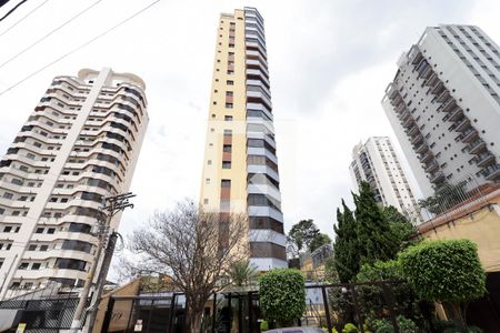 Apartamento à venda com 110m², 3 quartos e 2 vagasFachada