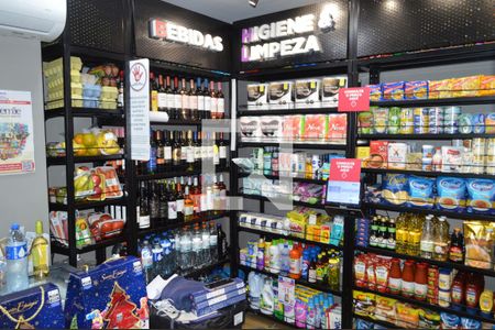 Apartamento à venda com 39m², 2 quartos e sem vagaMini Mercado