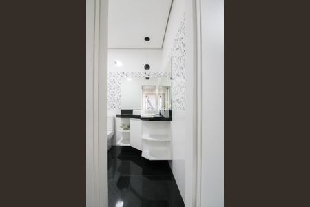 Casa para alugar com 145m², 4 quartos e 1 vaga Casa para alugar com 145m², 4 quartos e 1 vagaBanheiro da Suíte