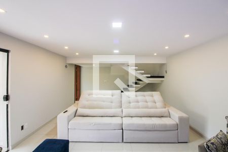Casa para alugar com 145m², 4 quartos e 1 vaga Casa para alugar com 145m², 4 quartos e 1 vagaSala de TV