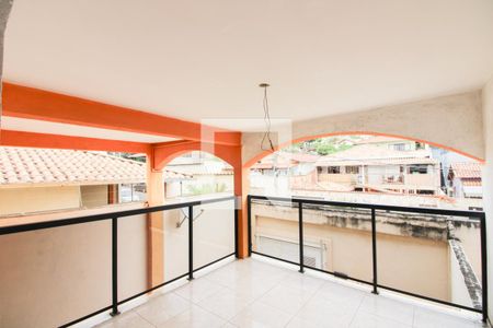 Casa para alugar com 145m², 4 quartos e 1 vaga Casa para alugar com 145m², 4 quartos e 1 vagaVaranda da Sala de TV