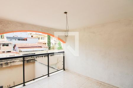 Casa para alugar com 145m², 4 quartos e 1 vaga Casa para alugar com 145m², 4 quartos e 1 vagaVaranda da Sala de TV