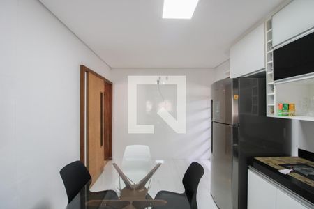 Casa para alugar com 145m², 4 quartos e 1 vaga Casa para alugar com 145m², 4 quartos e 1 vagaCozinha