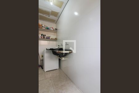 Área de Serviço de casa para alugar com 4 quartos, 145m² em Planalto, Belo Horizonte