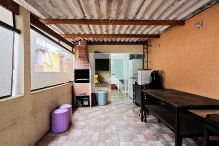 Casa para alugar com 120m², 3 quartos e 1 vagaÁrea externa