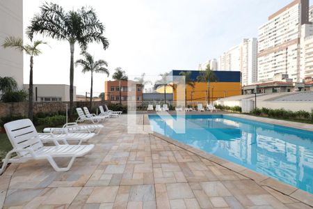 Apartamento à venda com 80m², 3 quartos e 1 vaga Apartamento à venda com 80m², 3 quartos e 1 vagaÁrea comum - Piscina