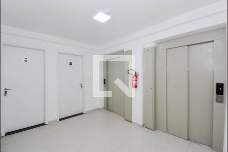 Apartamento à venda com 56m², 2 quartos e 1 vagaEntrada
