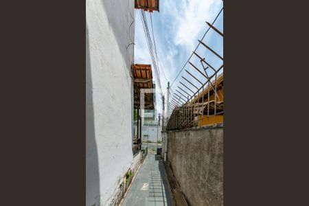 Casa para alugar com 45m², 1 quarto e sem vaga Casa para alugar com 45m², 1 quarto e sem vagaEntrada