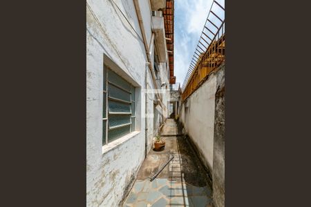 Casa para alugar com 45m², 1 quarto e sem vaga Casa para alugar com 45m², 1 quarto e sem vagaEntrada