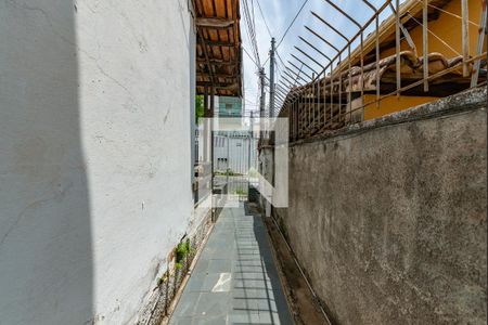 Casa para alugar com 45m², 1 quarto e sem vaga Casa para alugar com 45m², 1 quarto e sem vagaEntrada