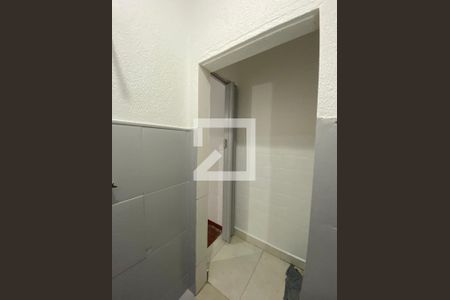 Casa de condomínio para alugar com 38m², 1 quarto e sem vaga Casa de condomínio para alugar com 38m², 1 quarto e sem vagaBanheiro