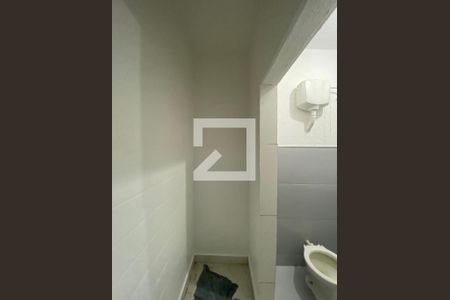 Banheiro de casa de condomínio para alugar com 1 quarto, 38m² em Vila Guilherme, São Paulo