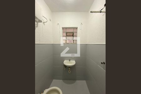 Casa de condomínio para alugar com 38m², 1 quarto e sem vaga Casa de condomínio para alugar com 38m², 1 quarto e sem vagaBanheiro