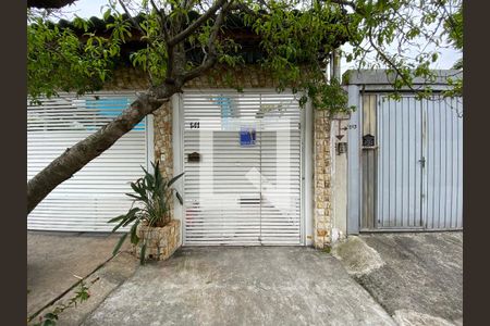 Casa para alugar com 50m², 1 quarto e sem vaga Casa para alugar com 50m², 1 quarto e sem vagaFachada + plaquinha