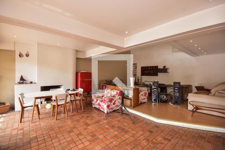 Casa à venda com 500m², 4 quartos e 3 vagasSala 2