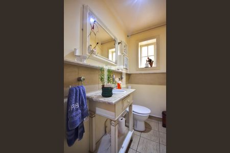 Casa à venda com 500m², 4 quartos e 3 vagasLavabo 1