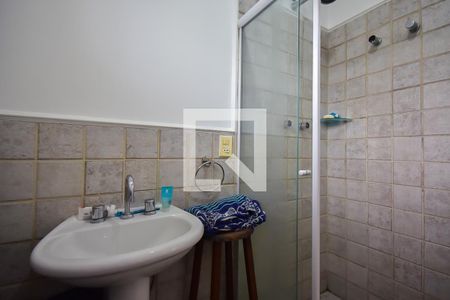 Casa à venda com 500m², 4 quartos e 3 vagasBanheiro Suíte 2