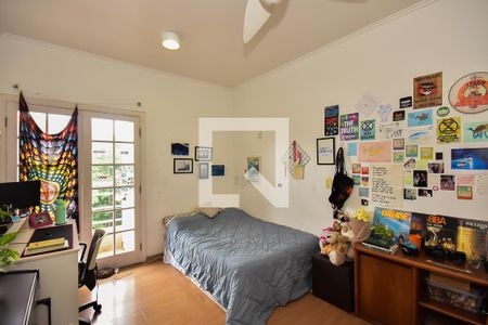 Casa à venda com 500m², 4 quartos e 3 vagasSuíte 1