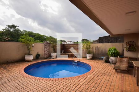 Casa à venda com 500m², 4 quartos e 3 vagasPiscina
