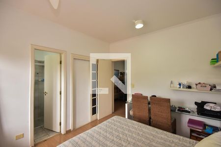 Casa à venda com 500m², 4 quartos e 3 vagasSuíte 2