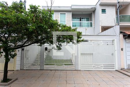 Casa à venda com 260m², 3 quartos e 5 vagasFachada