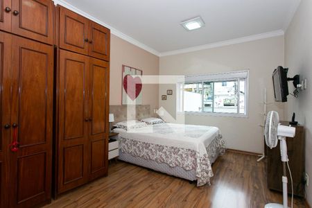 Casa à venda com 260m², 3 quartos e 5 vagasSuíte