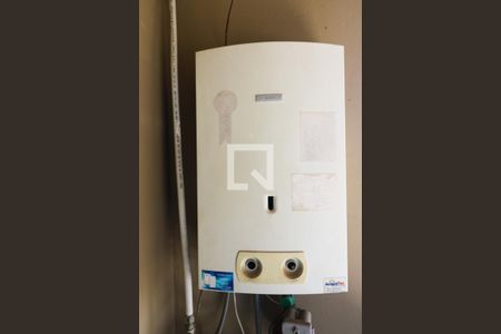 Casa de condomínio à venda com 177m², 3 quartos e 2 vagas Casa de condomínio à venda com 177m², 3 quartos e 2 vagasAquecedor