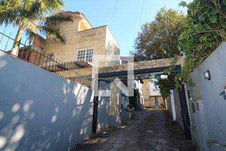 Casa de condomínio à venda com 177m², 3 quartos e 2 vagas Casa de condomínio à venda com 177m², 3 quartos e 2 vagasFachada do condomínio
