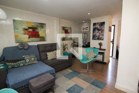 Sala de casa de condomínio à venda com 3 quartos, 177m² em Ipanema, Porto Alegre