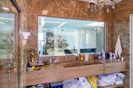 Casa para alugar com 780m², 5 quartos e 5 vagasBanheiro da suíte master