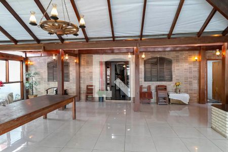 Casa para alugar com 780m², 5 quartos e 5 vagasVaranda gourmet